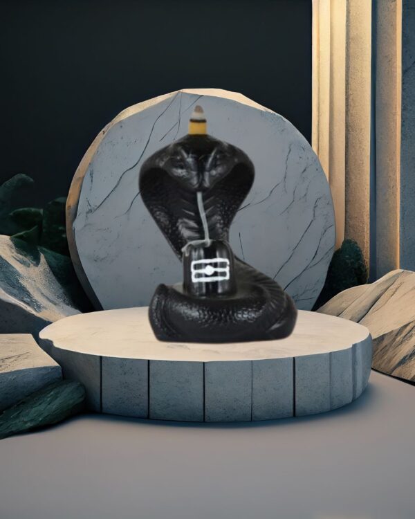 Snake-with-Shivling-Smoke-Backflow.